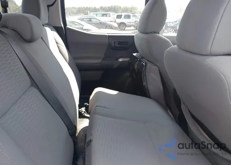 2017 Toyota Tacoma Sr5 V6 z USA, uszkodzony, nr VIN 3TMCZ5AN0HM102398